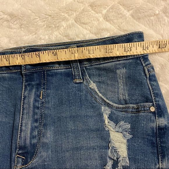 I & M Jeans High-Rise Kylie Frayed Shorts Large Distressed High Waist - Picture 10 of 12